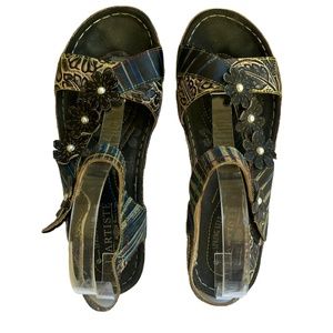 L'Artiste Spring Step Women's Mahvash Ankle Strap Leather Sandal Black 8.5 M 39